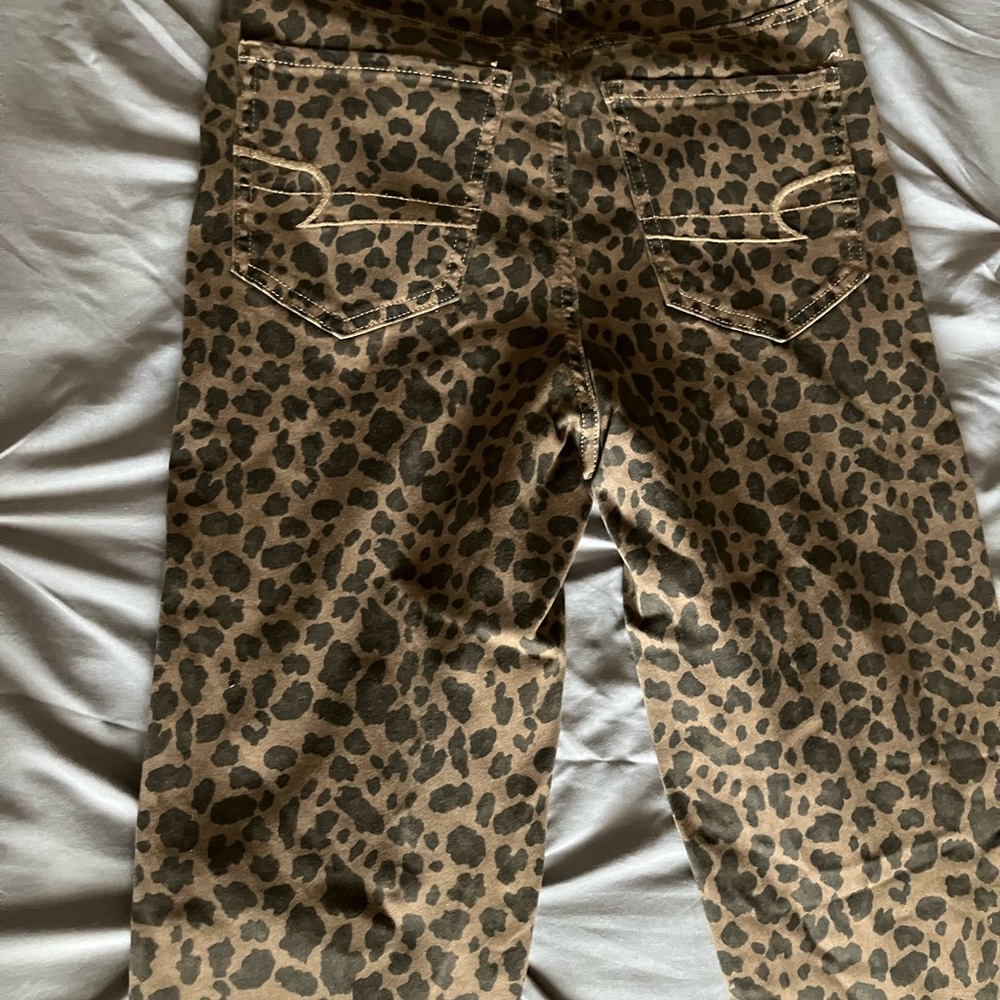 NWOT American Eagle Outfitters Leopard Print Jeggings